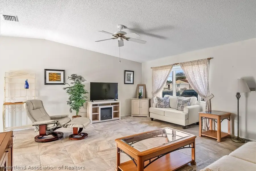3922 Sunbird Circle, Sebring, FL 33872 - #3