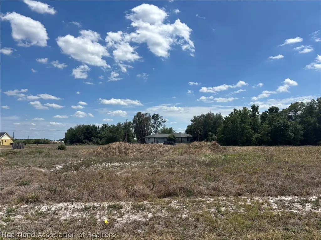 1739 W Gingham Road, Avon Park, FL 33825 - #1