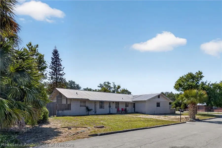 11 S Lantana Avenue, Avon Park, FL 33825 - #2