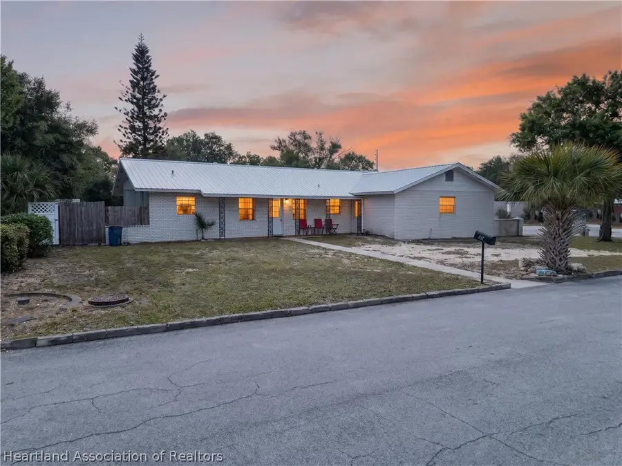 11 S Lantana Avenue, Avon Park, FL 33825 - #3