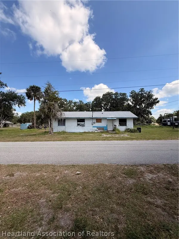 222 4th Street W, Zolfo Springs, FL 33890