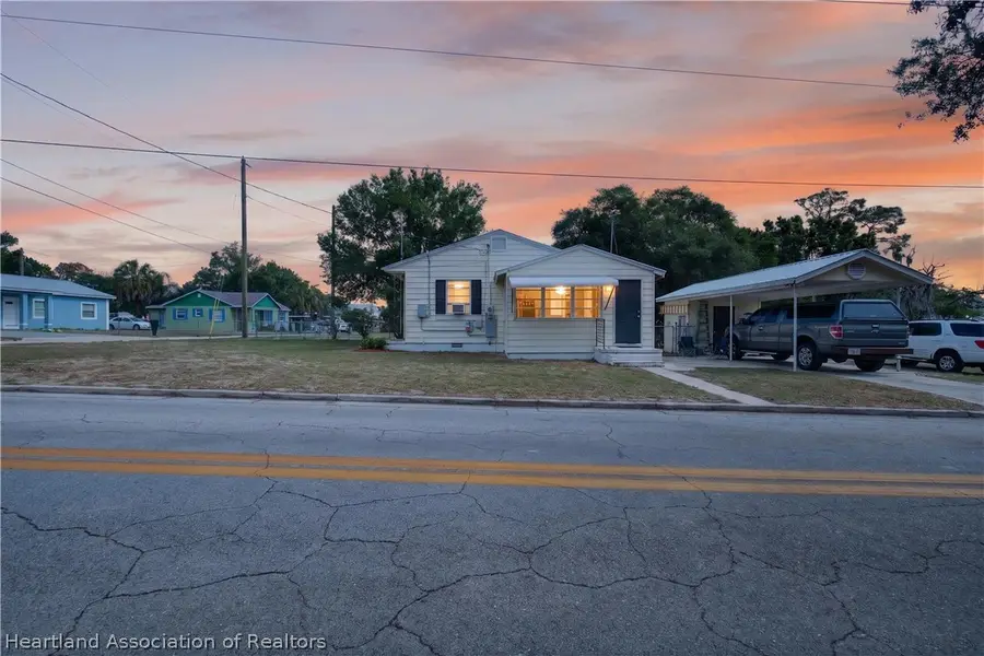1203 Evanston Street, Sebring, FL 33870 - #3