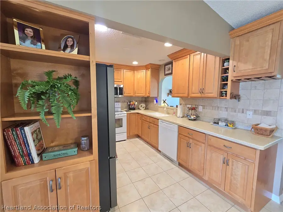 1200 Advantage Avenue, Sebring, FL 33872 - #3