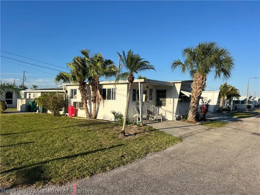 292 Flora Mana Lane, Palmetto, FL 34221 - #2