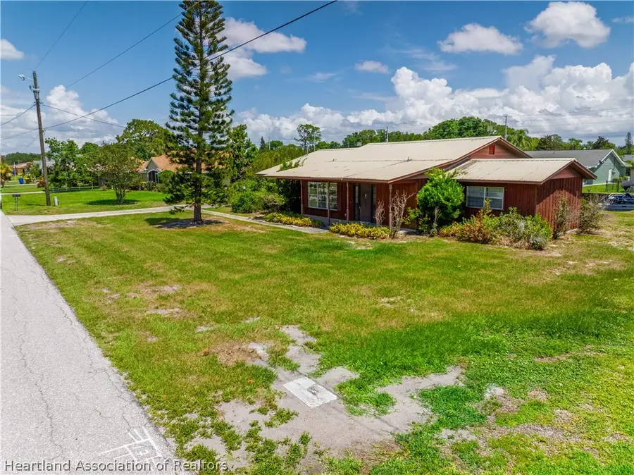 1035 Shamrock Drive, Sebring, FL 33875 - #3