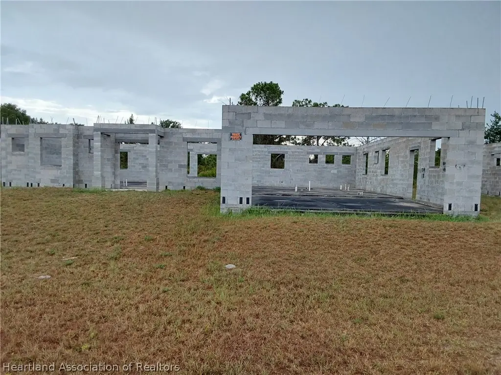 641 Corsica Avenue Ne, Lake Placid, FL 33852 - #1