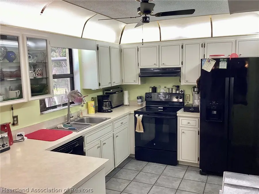 5519 Oak Circle, Sebring, FL 33870 - #2
