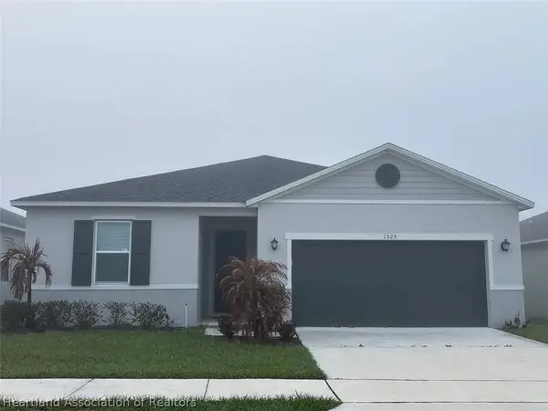 1525 Mattie Pointe Place, Auburndale, FL 33823