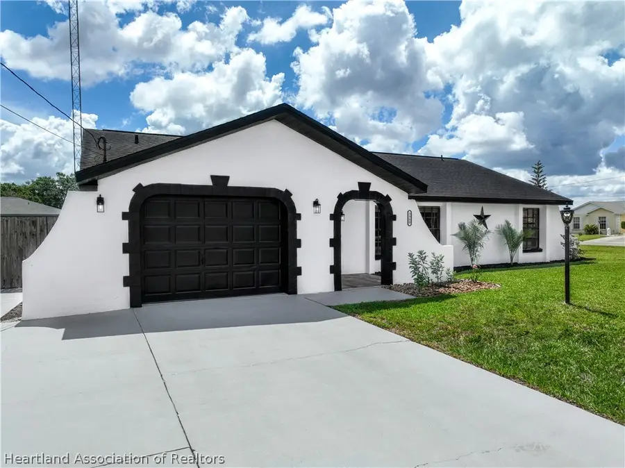 3900 Loretto Avenue, Sebring, FL 33872 - #3