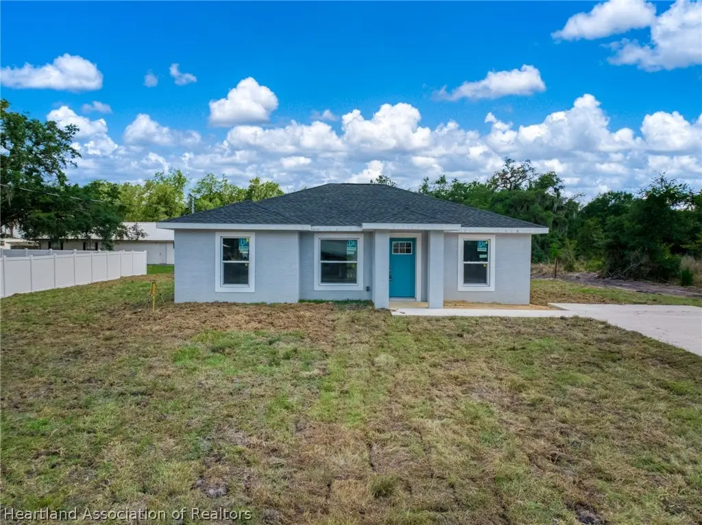 2721 W Exeter Road, Avon Park, FL 33825 - #1