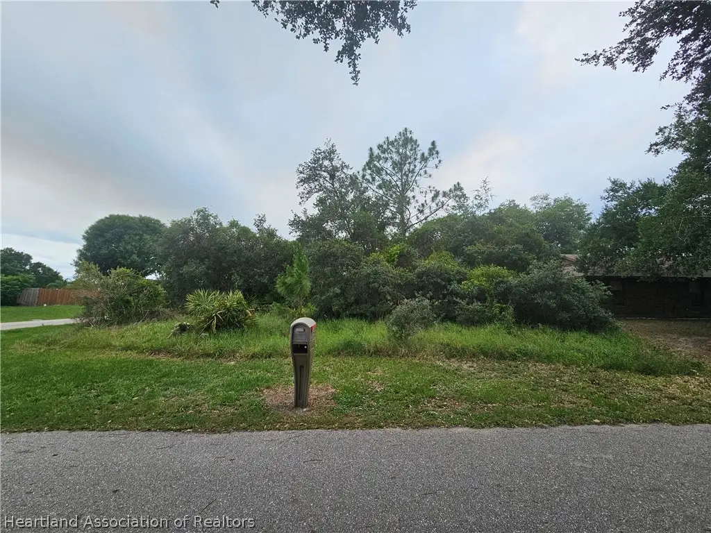 4327 Sebring Avenue, Sebring, FL 33875 - #1
