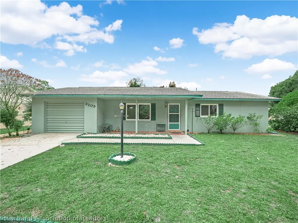 2209 Sunset Drive, Sebring, FL 33870 - #1