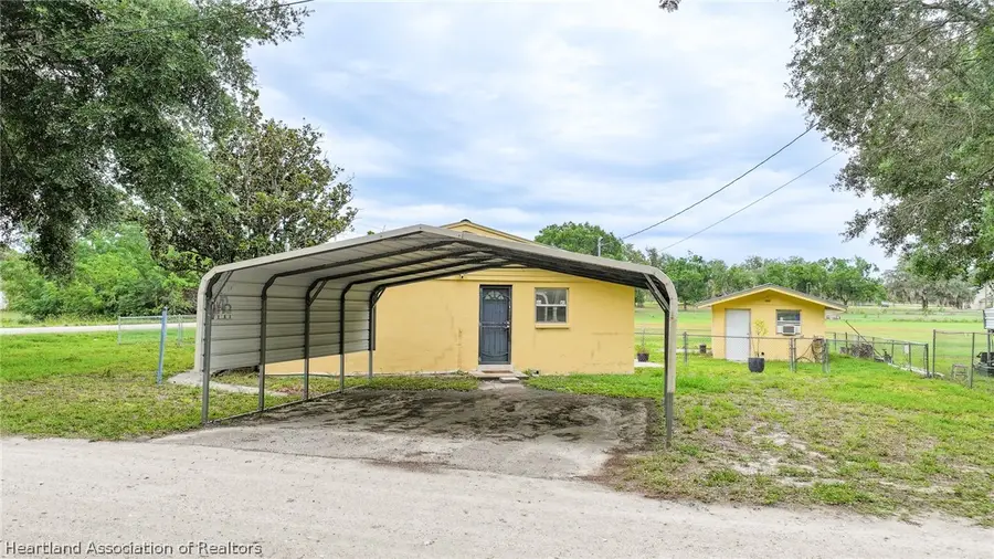 1690 N Tower Road, Avon Park, FL 33825 - #3
