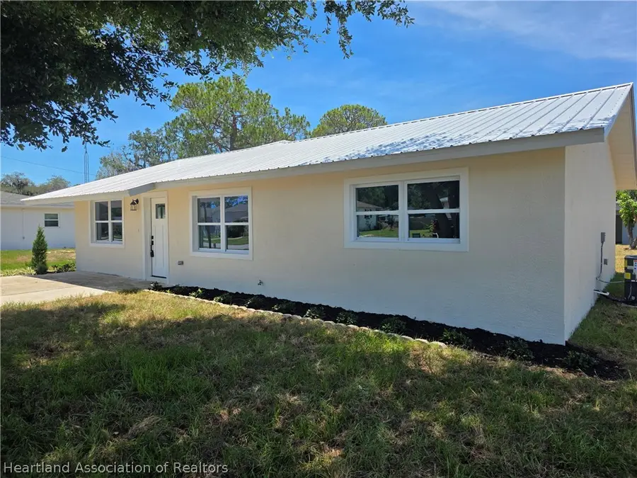 206 Quail Avenue, Sebring, FL 33870 - #3
