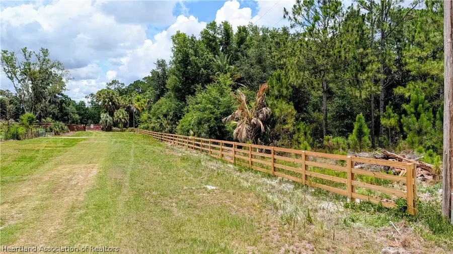 1279 Lois Lane, Zolfo Springs, FL 33890 - #3