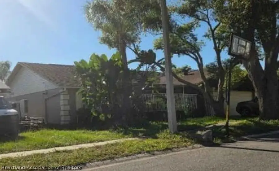 8747 Wolf Den Trail, Bayonet Point, FL 34668 - #2