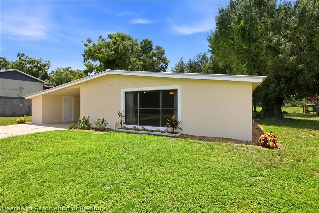 319 Riverside Drive, Wauchula, FL 33873 - #1