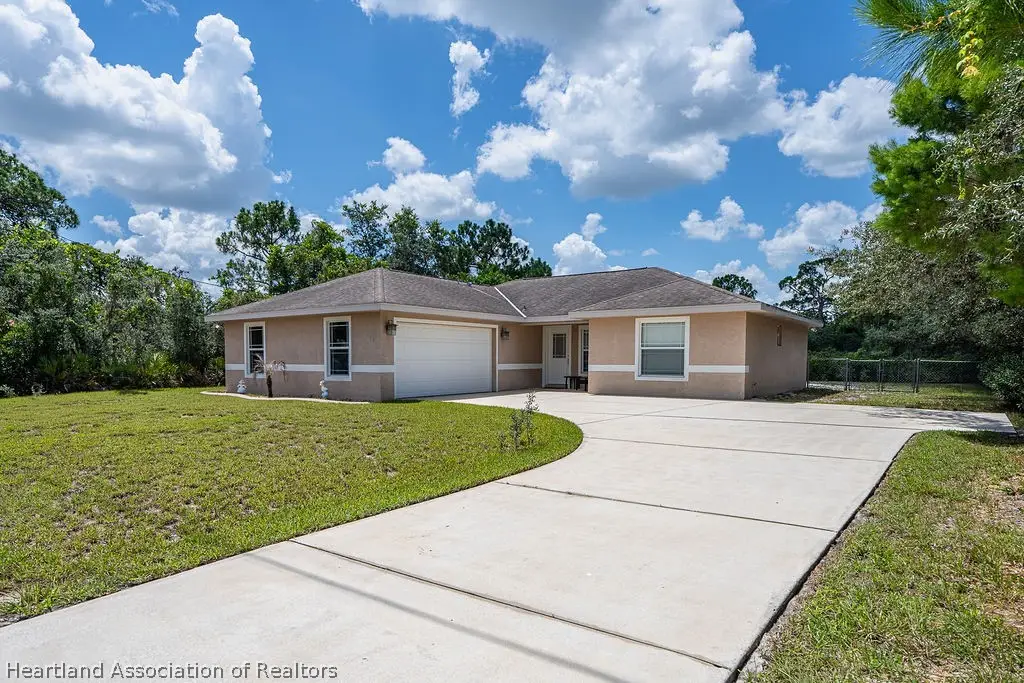 308 Cardinal Avenue, Sebring, FL 33870 - #1