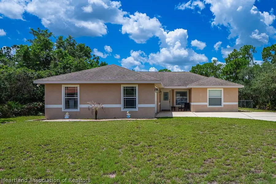 308 Cardinal Avenue, Sebring, FL 33870 - #2