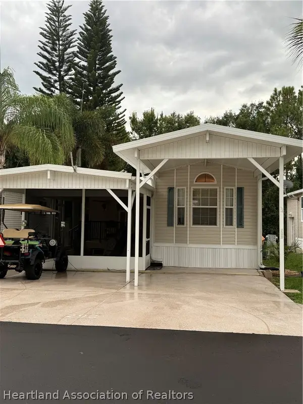 296 Shoreline Drive, Lake Placid, FL 33852