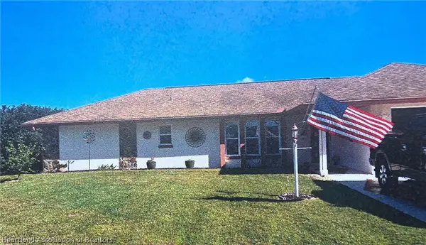 1712 Palm Street, Sebring, FL 33870