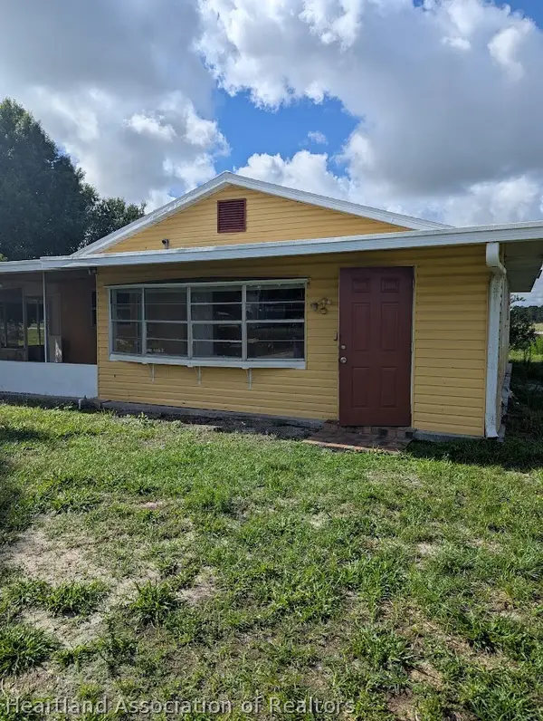 Address Withheld By Seller, Okeechobee, FL 34974