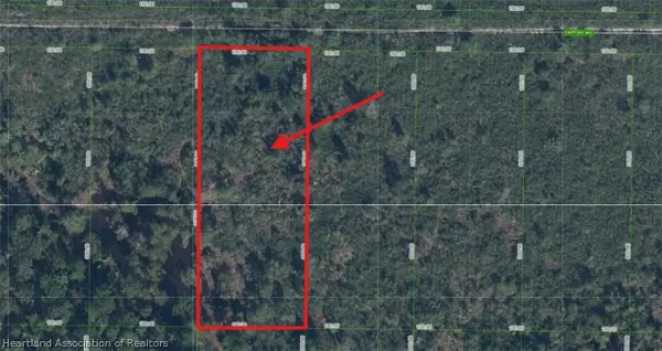 2215 Daffodil Avenue, Sebring, FL 33875