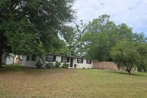 7578 Ridgeway Road E, Jacksonville, FL 32244