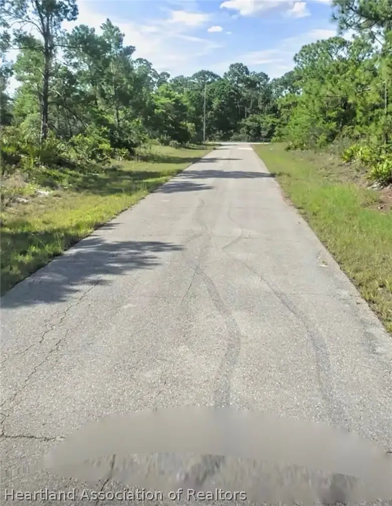 1056 Pin Oak Street, Lake Placid, FL 33852 - #3