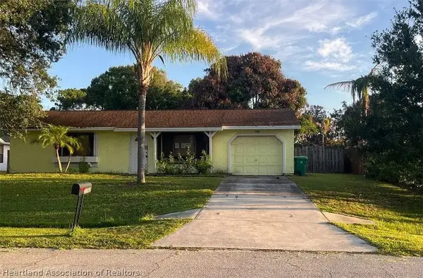 2367 SE Manor Avenue, Port St Lucie, FL 34952