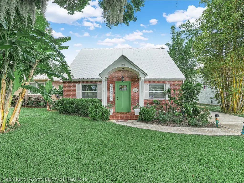 1961 Lakeview Drive, Sebring, FL 33870 - #1