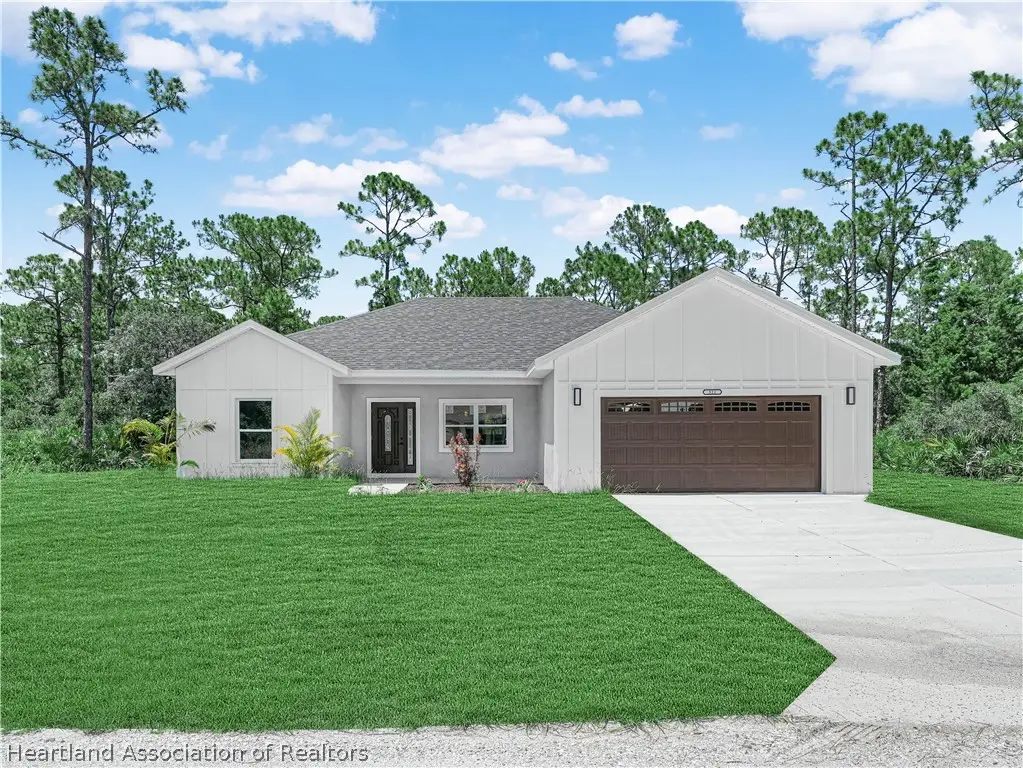 321 Roadrunner Avenue, Sebring, FL 33870 - #1