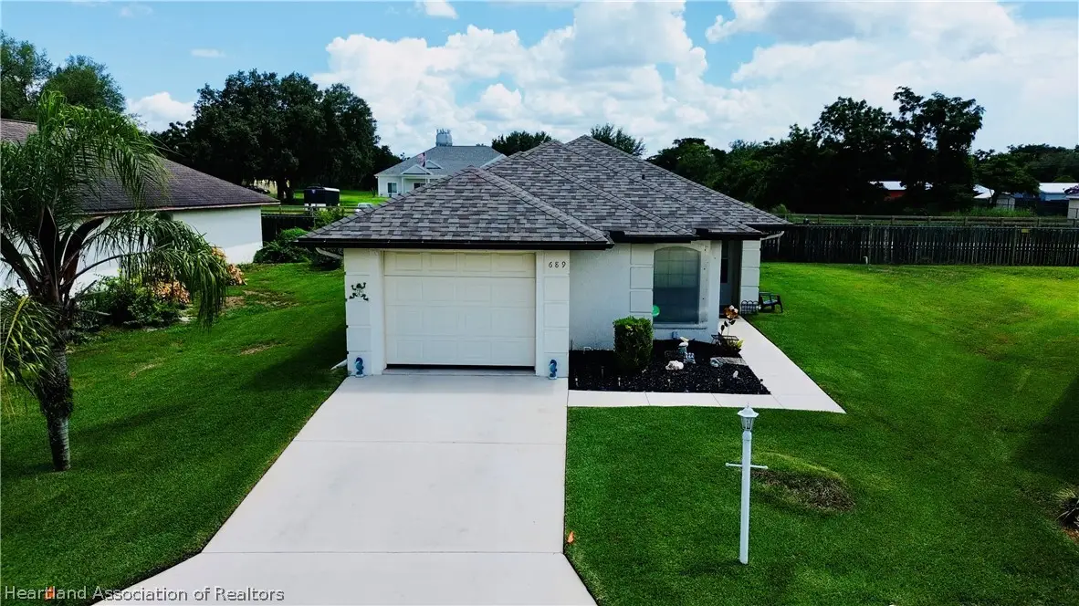 689 W Wesley Circle, Avon Park, FL 33825 - #1