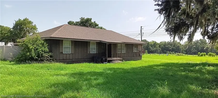 1202 W Main Street, Bowling Green, FL 33834 - #2