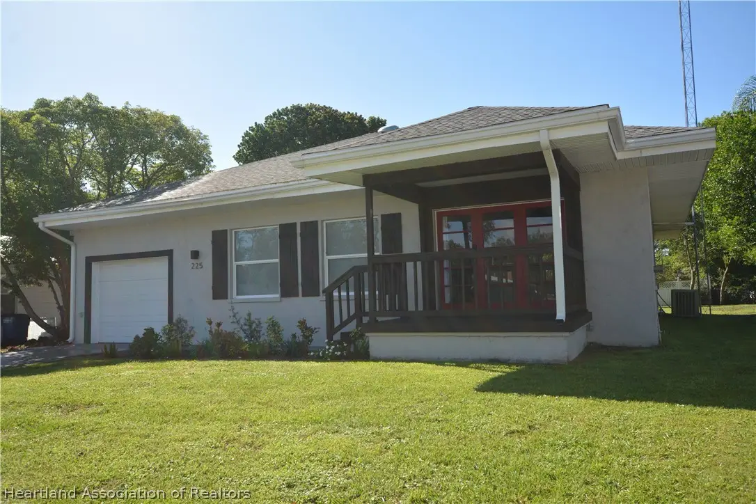 225 Micco Avenue, Sebring, FL 33870 - #1