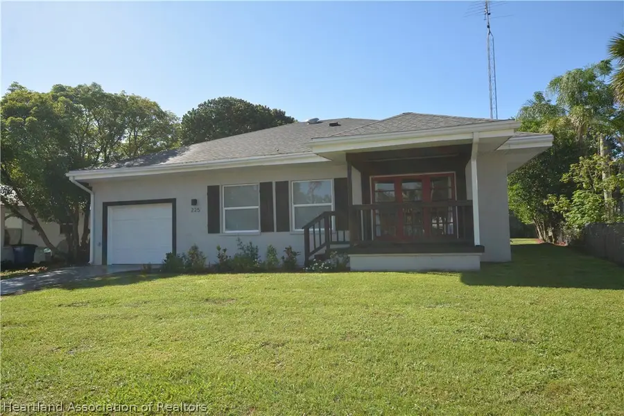 225 Micco Avenue, Sebring, FL 33870 - #2