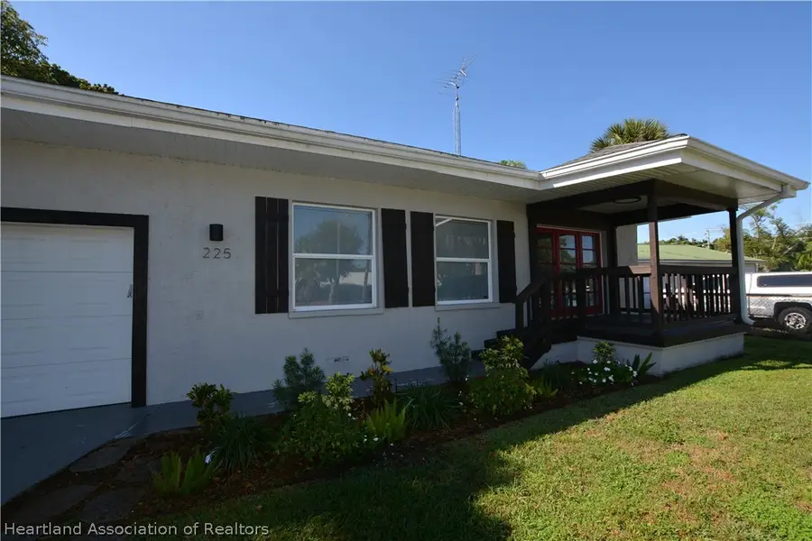 225 Micco Avenue, Sebring, FL 33870 - #3