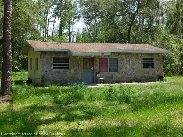 1321 Magnolia Street, Sebring, FL 33875