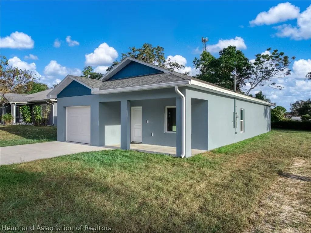 329 Hemlock Avenue, Sebring, FL 33870 - #1