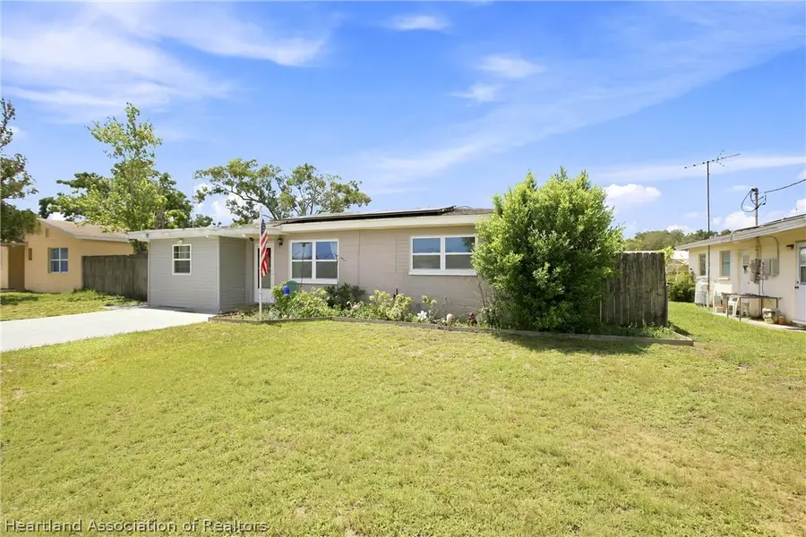 703 W Palmetto Street, Avon Park, FL 33825 - #2