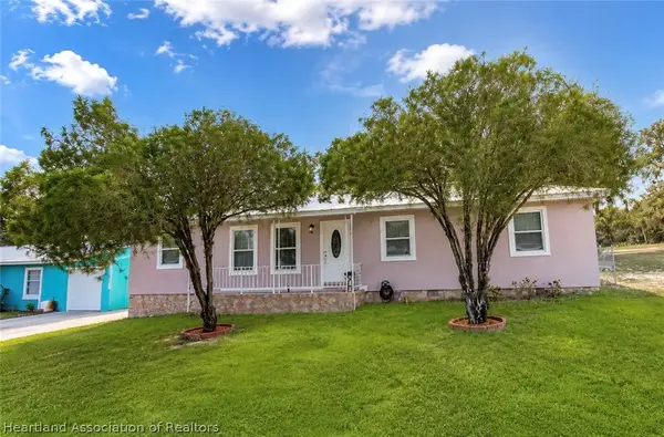 2001 Roseland Avenue, Sebring, FL 33870