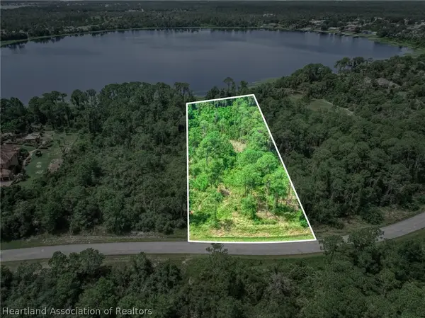 3025 Hawks Landing Circle, Sebring, FL 33875