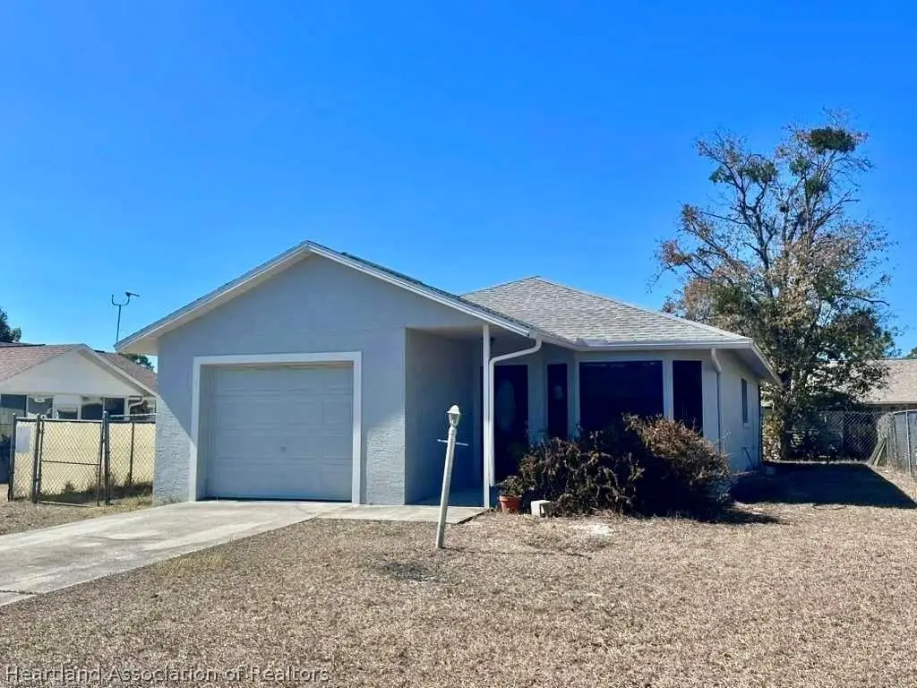 4325 Thompson Avenue N, Sebring, FL 33875 - #1
