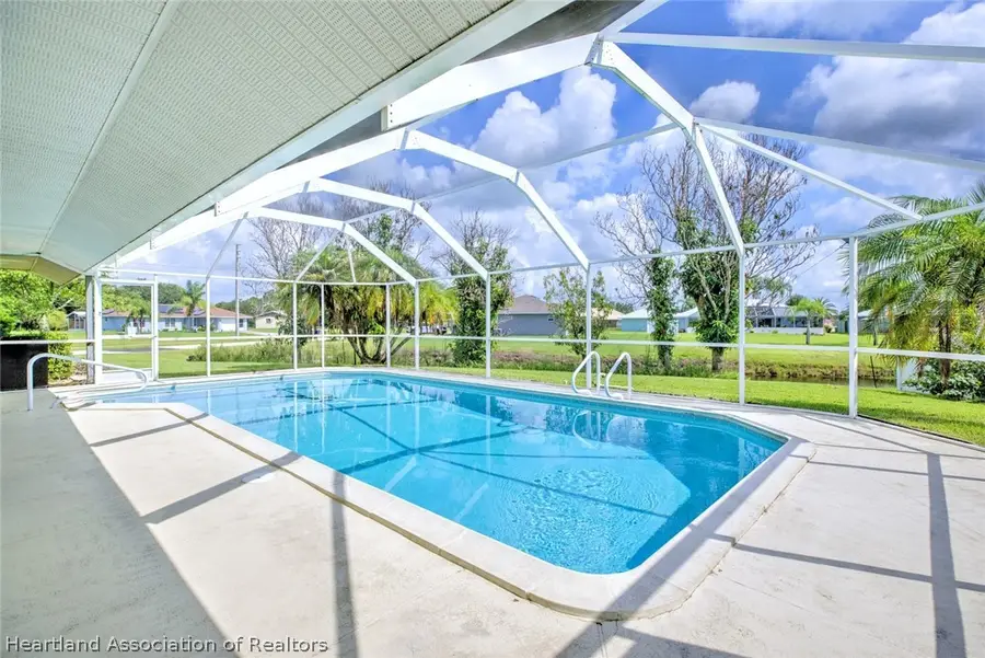 825 Holly Drive, Sebring, FL 33876 - #3
