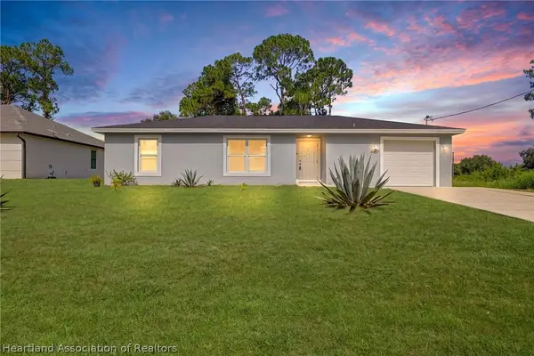 6507 Forest Circle, La Belle, FL 33935