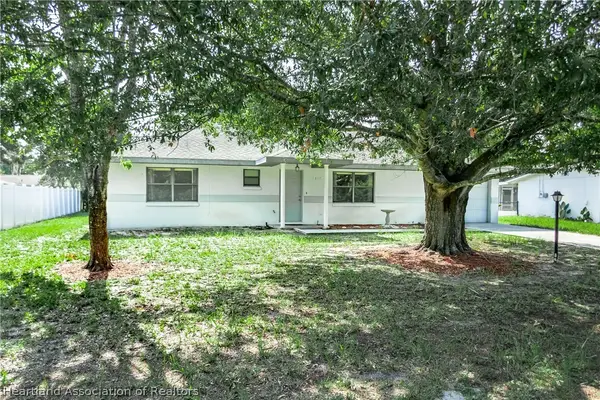 1617 Chatsworth Street, Lake Placid, FL 33852