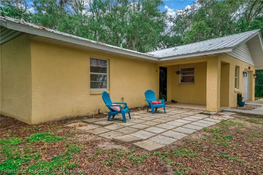 312 S Lotela Avenue, Avon Park, FL 33825 - #3