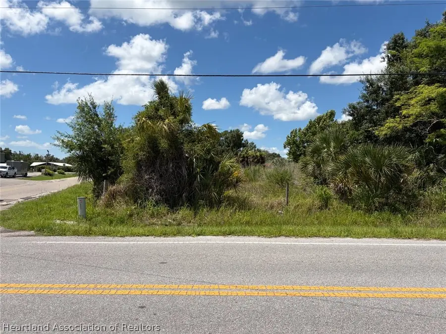 1049 SE Vermont Avenue, Arcadia, FL 34266 - #2