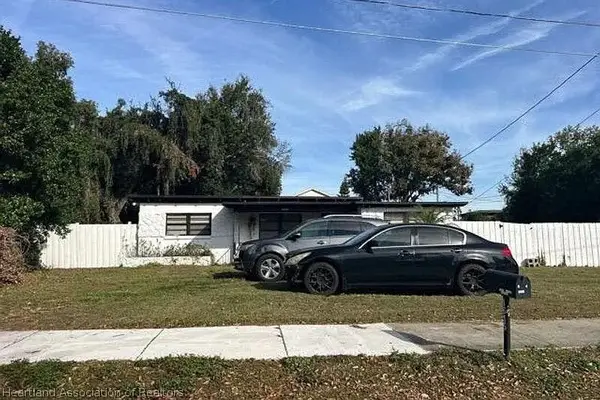 1615 White Avenue, Orlando, FL 32806