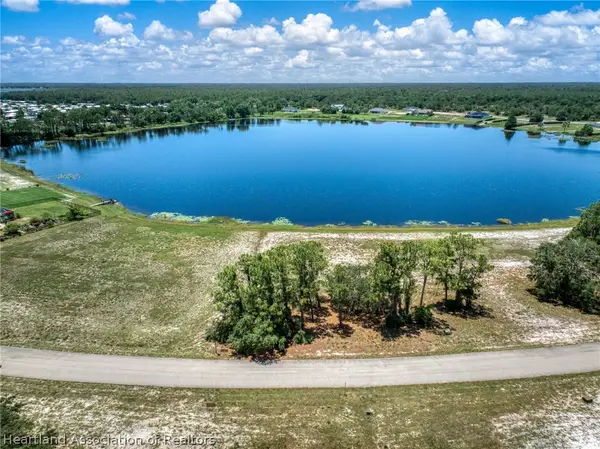 5041 Lake Regency Drive, Sebring, FL 33875